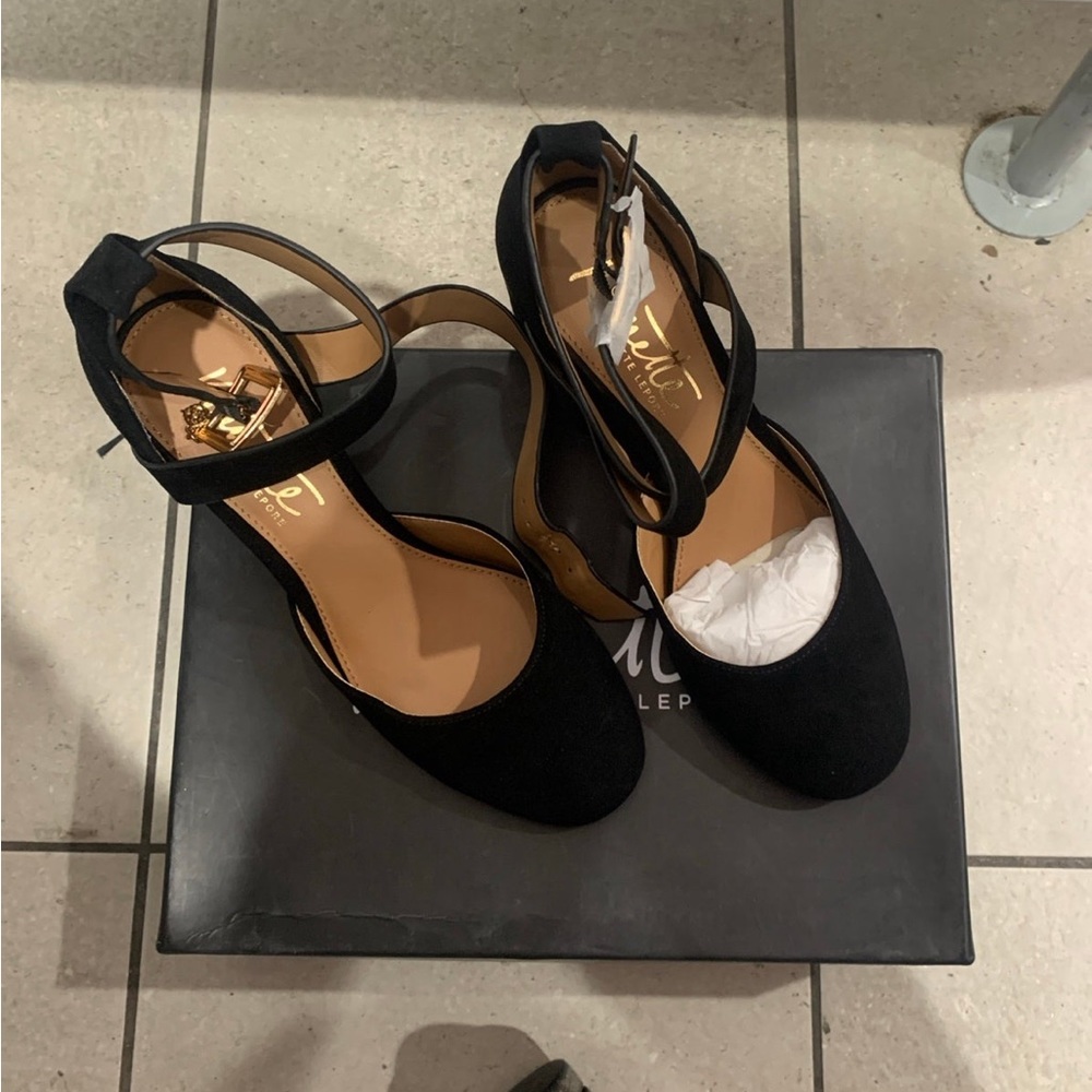 NANETTE LEPORE Demi Black Suede Two-Piece Crisscross Pumps Shoes